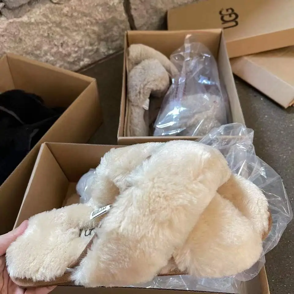 Kng656 UGG  320 41.5$ gallery