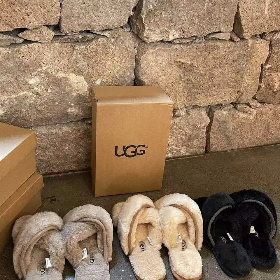 Kng656 UGG  320 41.5$ gallery
