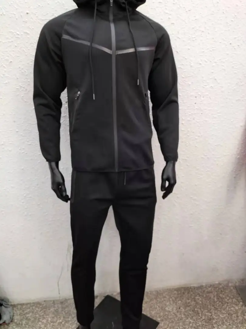 Kng682 NIKE 39.39$   285🤴 gallery