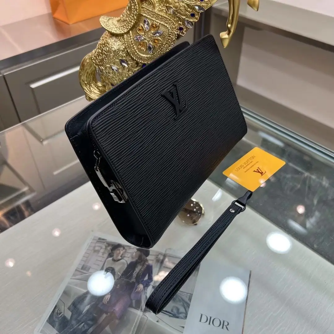 Kng7182  LV  50$ gallery