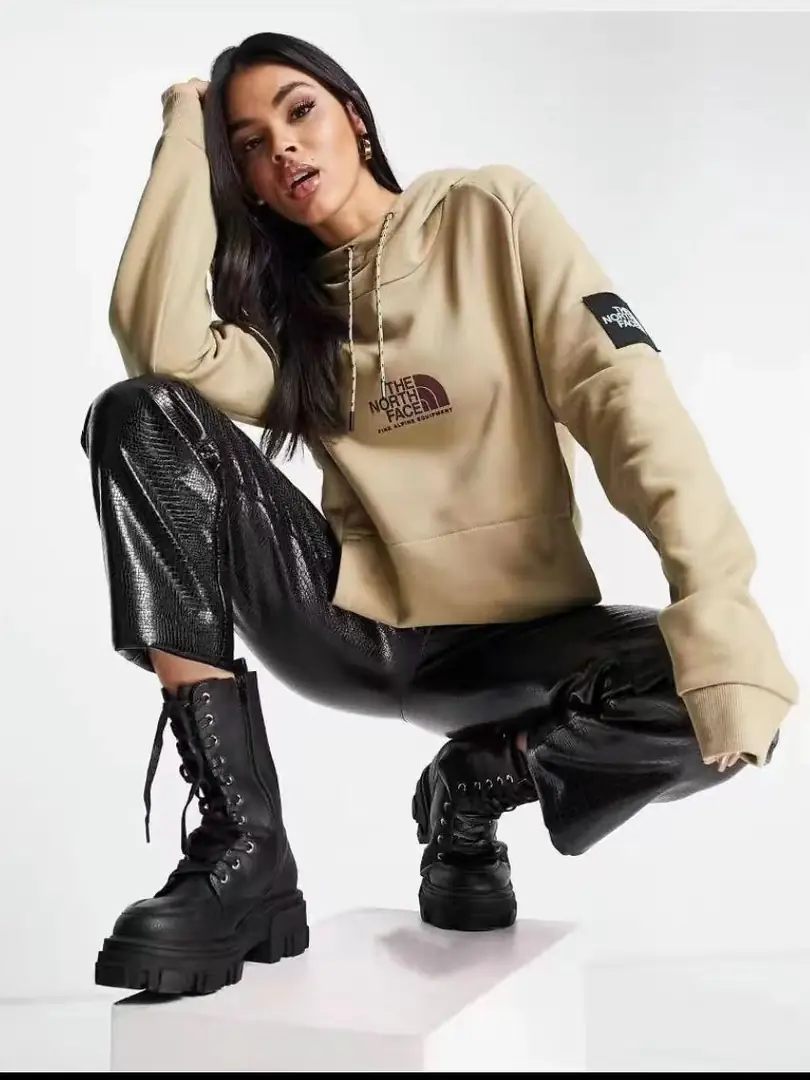 Kng727 TNF 360🤴🏾  45$ gallery