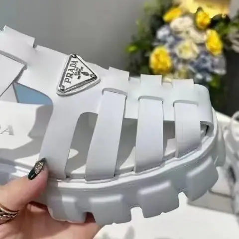 Kng776  PRADA 5A 365🤴🏾 50$ gallery