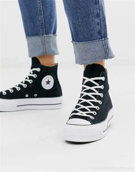 Kng784 Converse Chuck 1970  295 40$ gallery