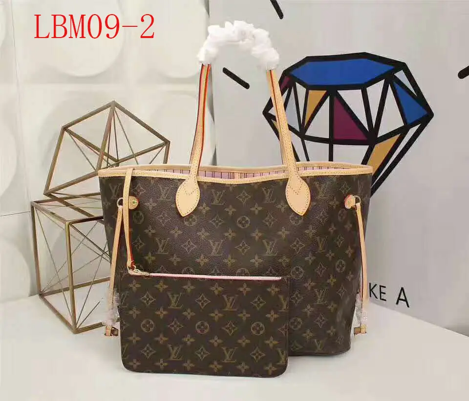 Kng83   Louis Vuitton 220🤴🏾  29$ gallery