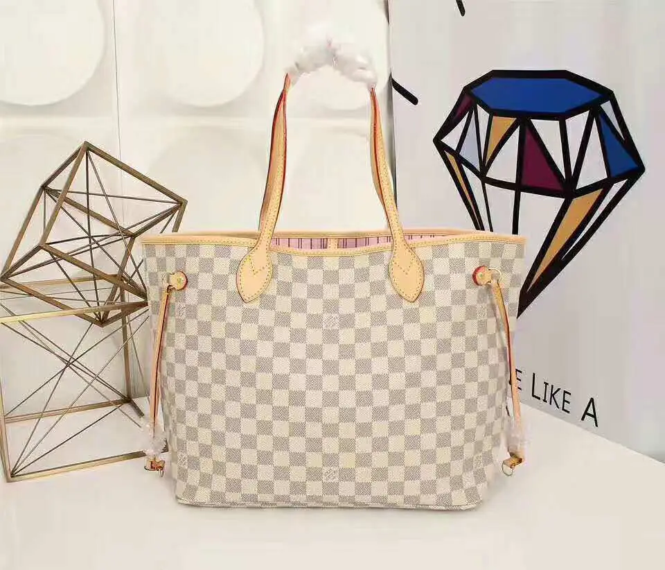 Kng83   Louis Vuitton 220🤴🏾  29$ gallery