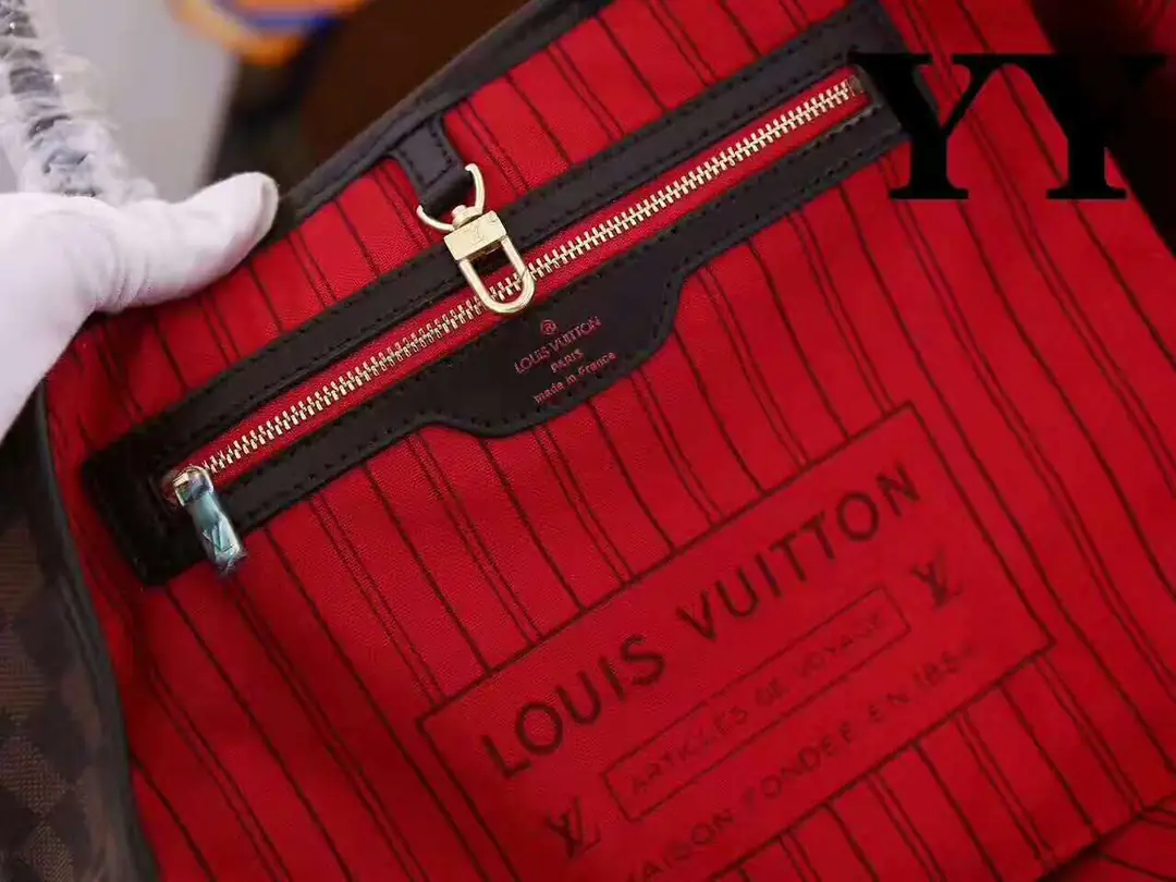 Kng83   Louis Vuitton 220🤴🏾  29$ gallery