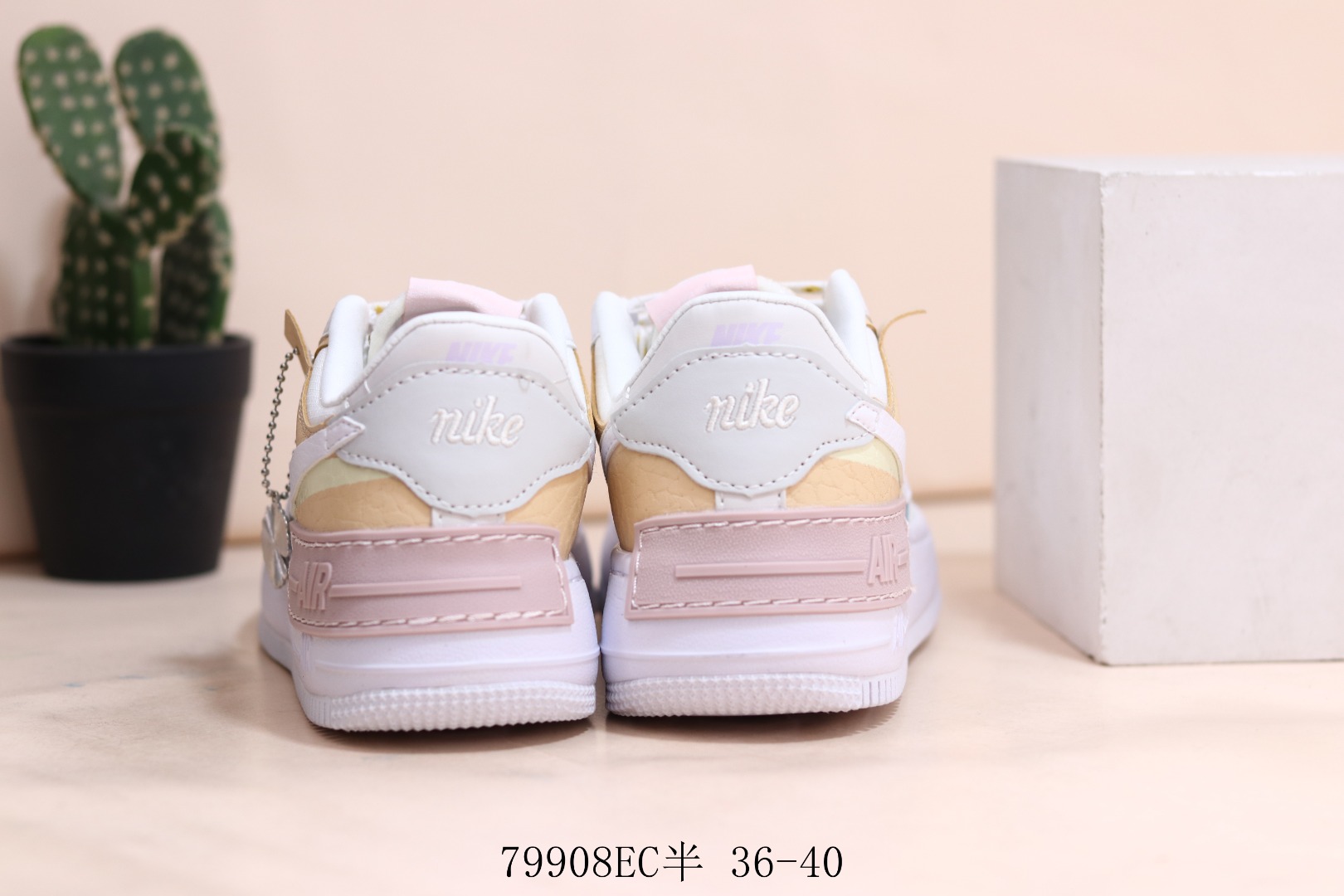 Kng840 NIKE Air Force 1  295🤴🏾 42$ gallery