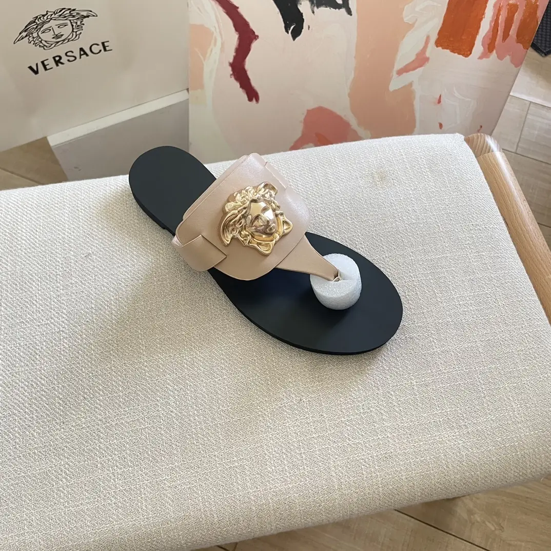 Kng909  Versace TOP 285🤴🏾 39$ gallery