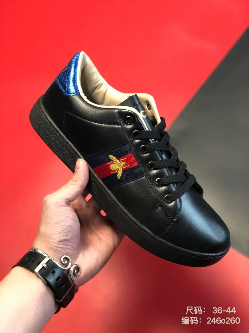 Kng912  Gucci 5A+ BOX 340🤴🏾 48$ gallery