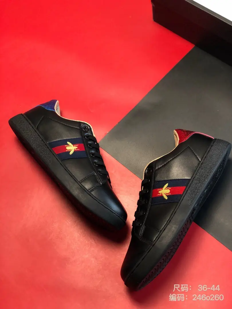 Kng912  Gucci 5A+ BOX 340🤴🏾 48$ gallery