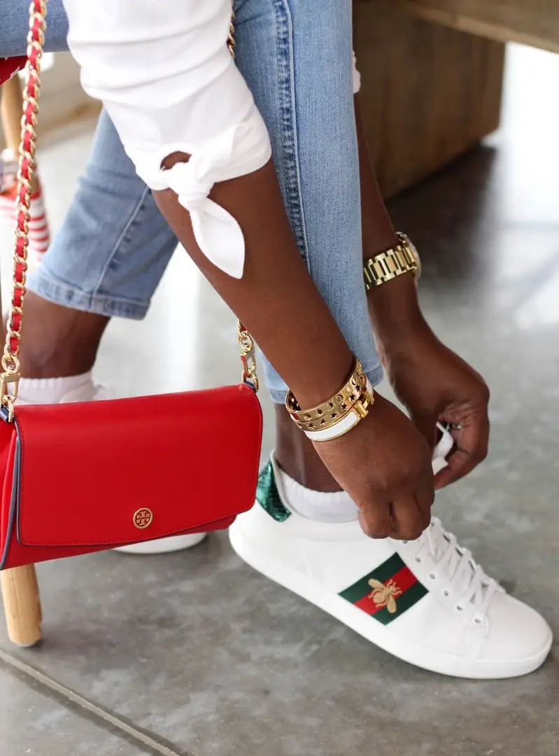 Kng912  Gucci 5A+ BOX 340🤴🏾 48$ gallery