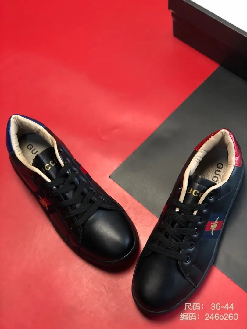 Kng912  Gucci 5A+ BOX 340🤴🏾 48$ gallery