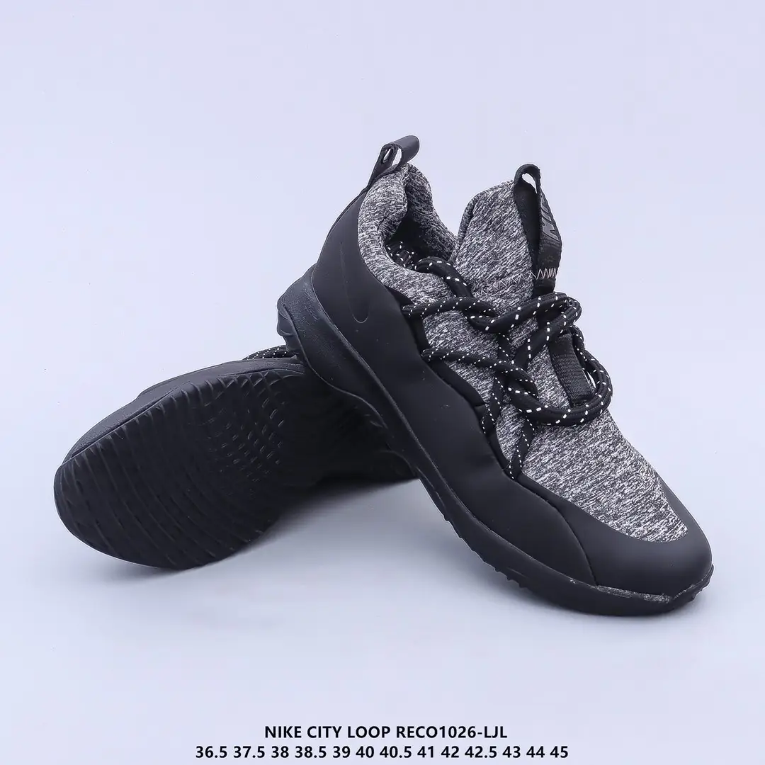 Kng934 Nike W  300🤴🏾 41.5$ gallery