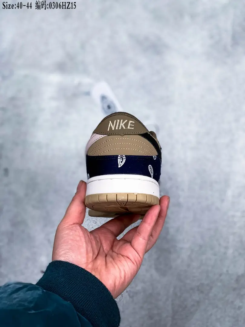 Kng947 NIKE SB DUNK 4A+  310🤴🏾 42$ gallery