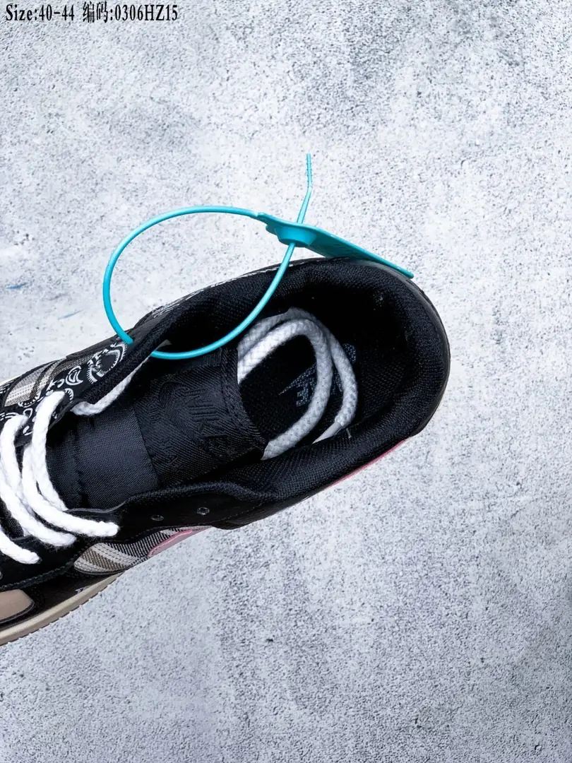 Kng947 NIKE SB DUNK 4A+  310🤴🏾 42$ gallery