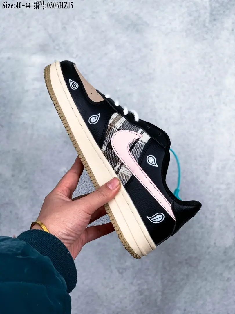 Kng947 NIKE SB DUNK 4A+  310🤴🏾 42$ gallery