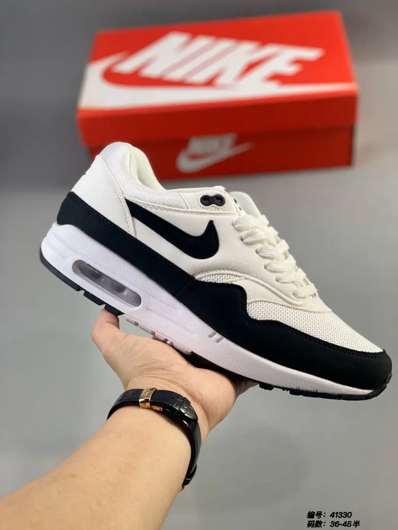 Kng955 Nike Air Max  360🤴🏾 $50 gallery