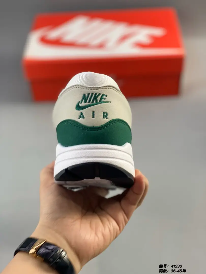 Kng955 Nike Air Max  360🤴🏾 $50 gallery