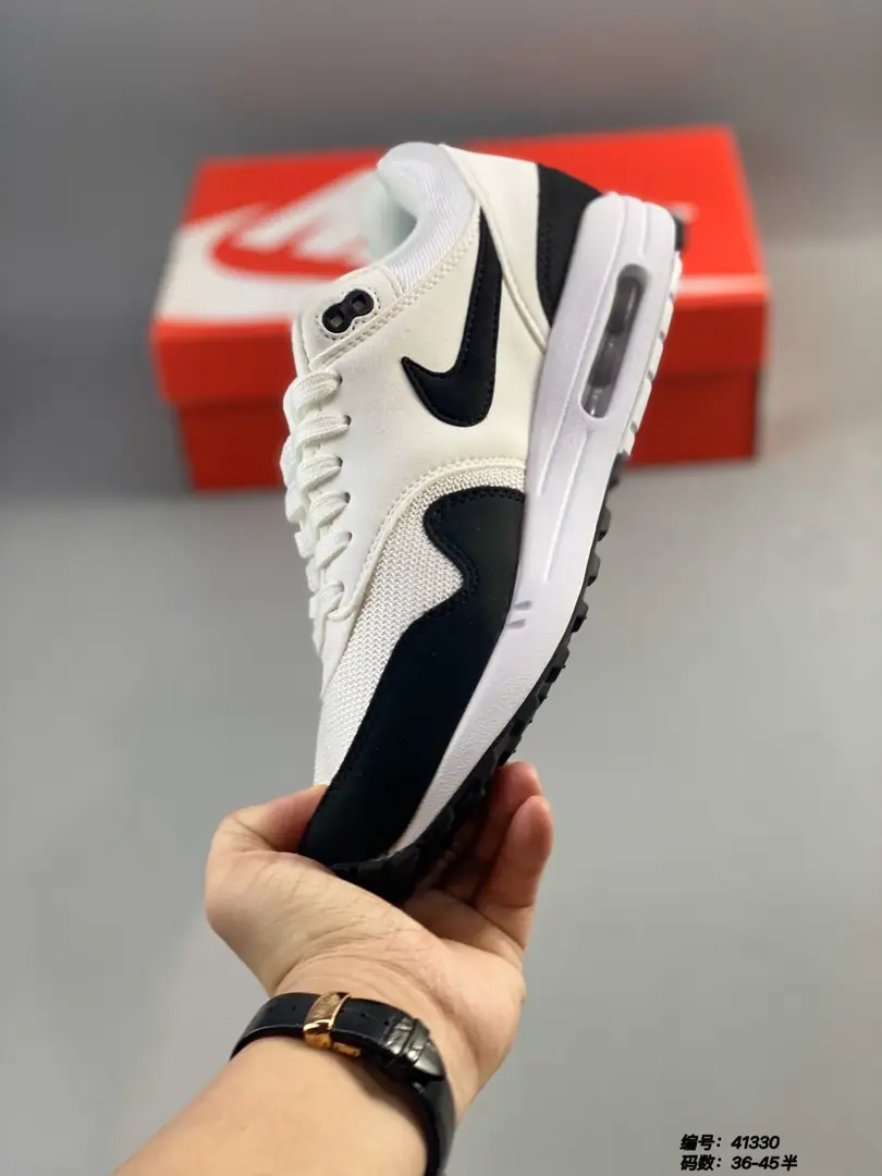 Kng955 Nike Air Max  360🤴🏾 $50 gallery