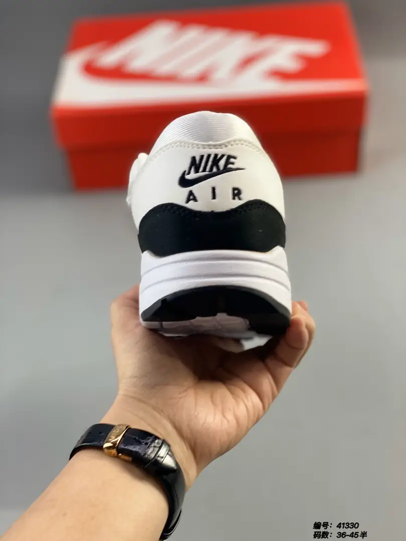 Kng955 Nike Air Max  360🤴🏾 $50 gallery