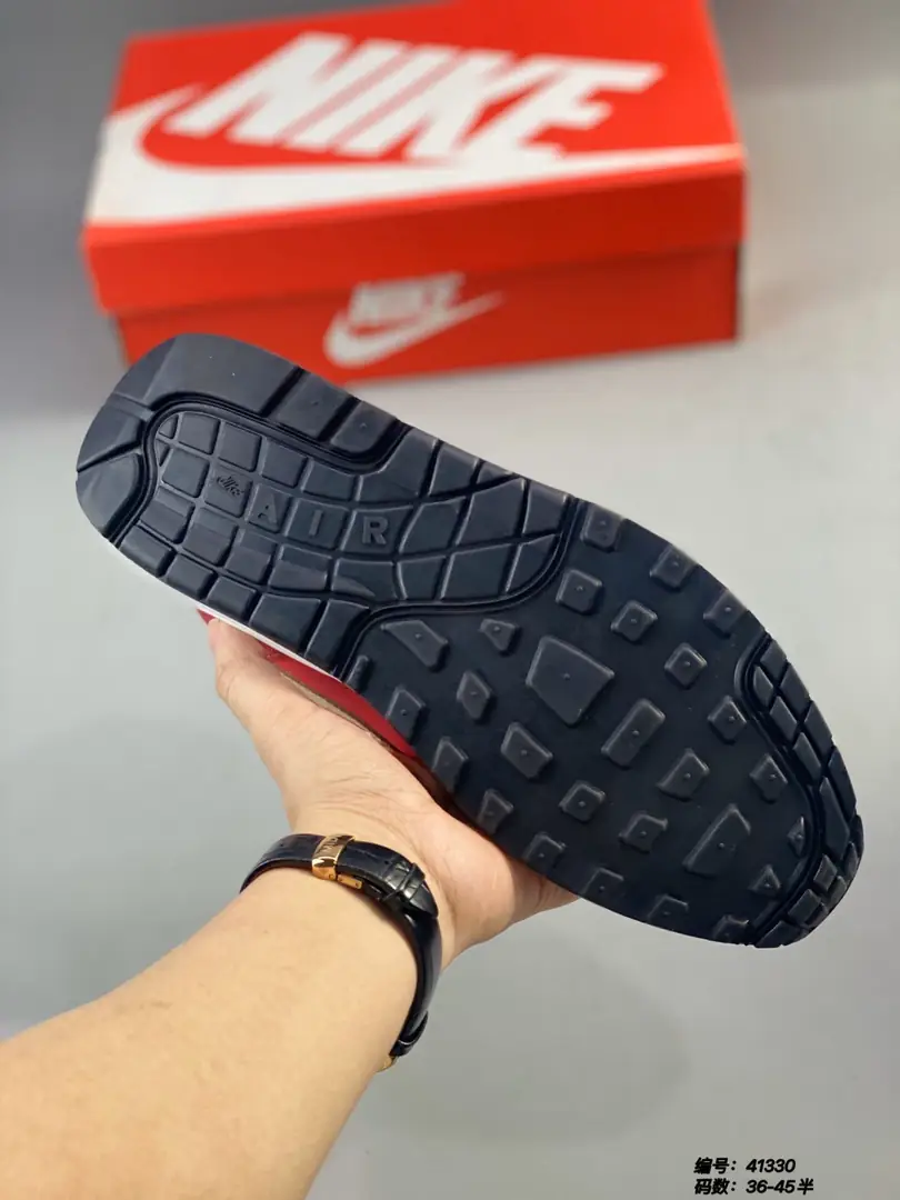 Kng955 Nike Air Max  360🤴🏾 $50 gallery