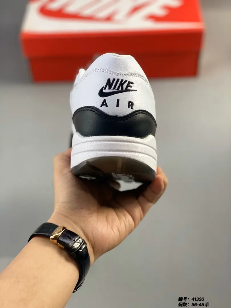 Kng955 Nike Air Max  360🤴🏾 $50 gallery