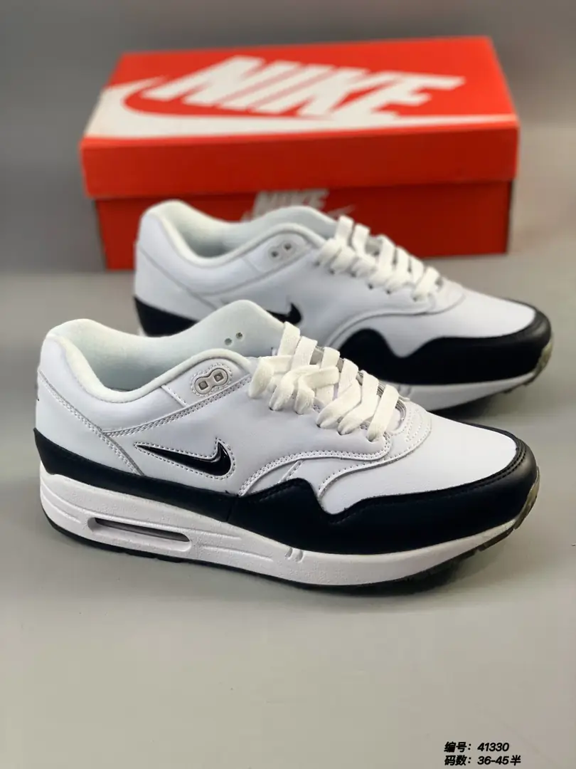 Kng955 Nike Air Max  360🤴🏾 $50 gallery
