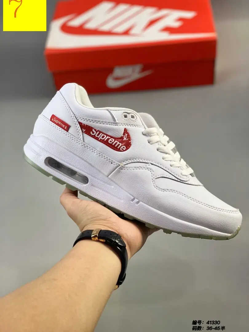 Kng955 Nike Air Max  360🤴🏾 $50 gallery