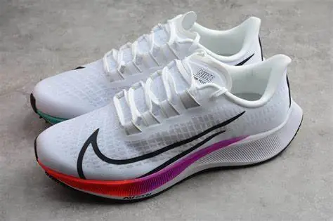 M1006  Nike Air Zoom   $43.94 gallery