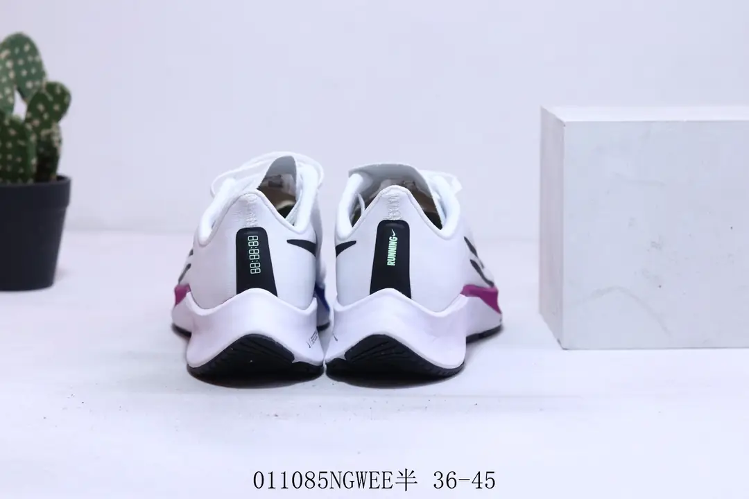 M1006  Nike Air Zoom   $43.94 gallery