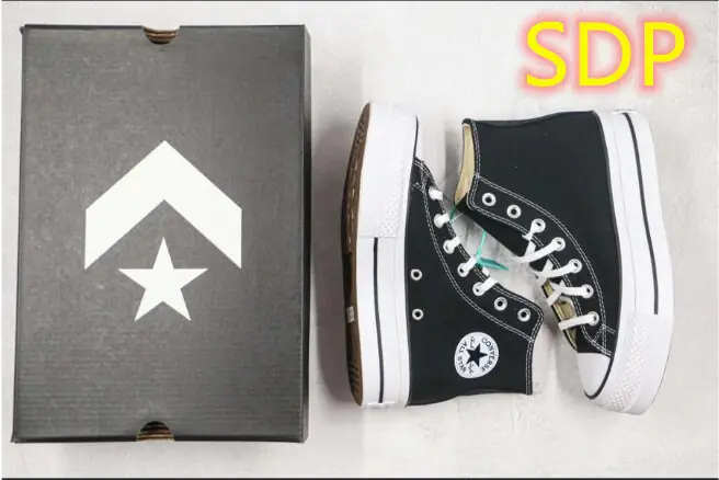 M101 50.03$ J.W. Anderson x Converse chuck Run Star Hike1970s British gallery