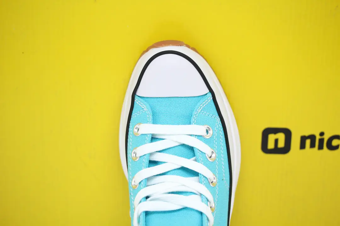 M101 50.03$ J.W. Anderson x Converse chuck Run Star Hike1970s British gallery