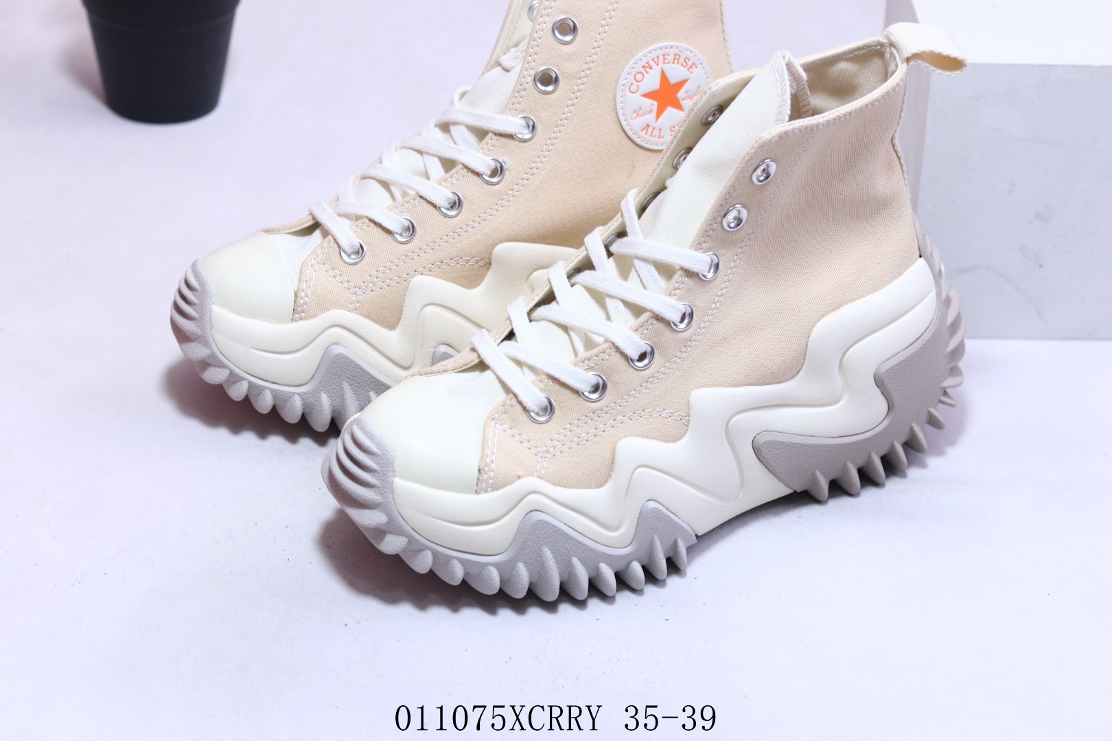 M1029 Converse Run Star $46.64 gallery