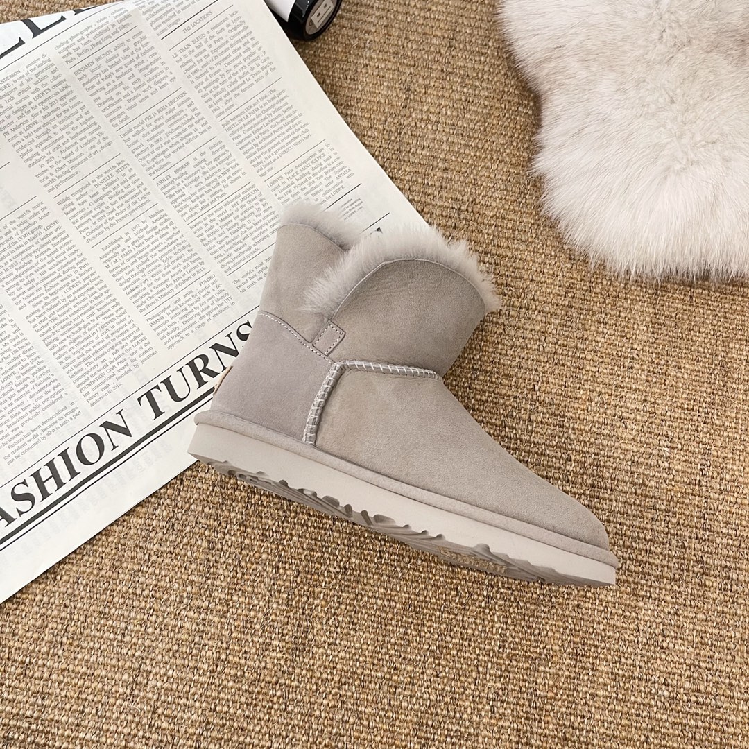 M1057 UGG  $49.74 gallery