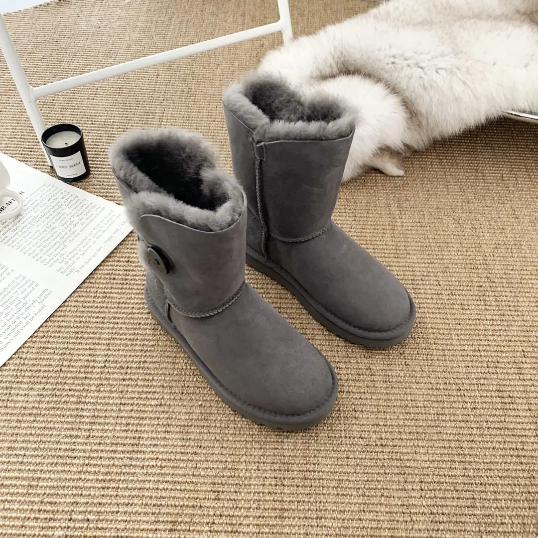 M1063 UGG  $51.83 gallery