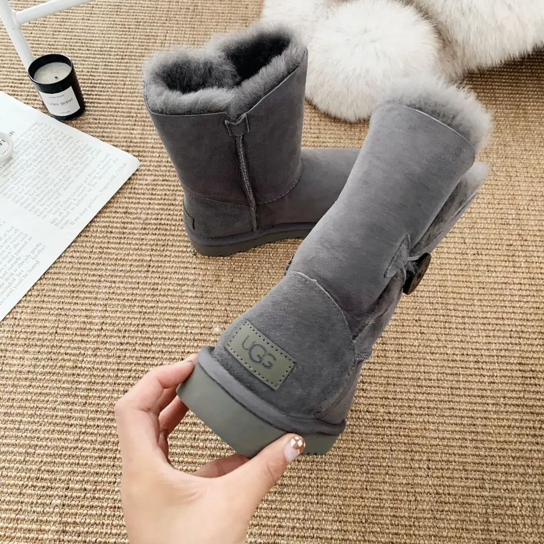 M1063 UGG  $51.83 gallery