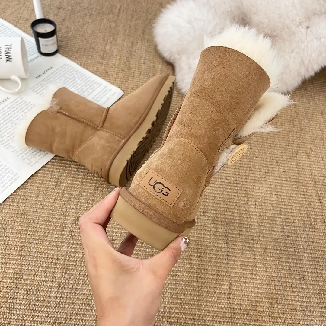 M1063 UGG  $51.83 gallery