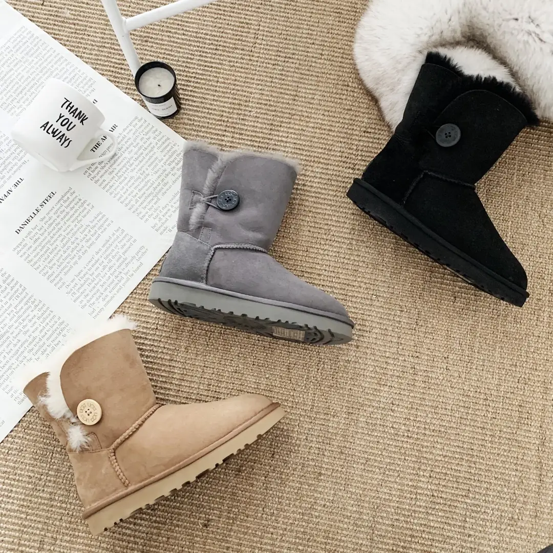 M1063 UGG  $51.83 gallery