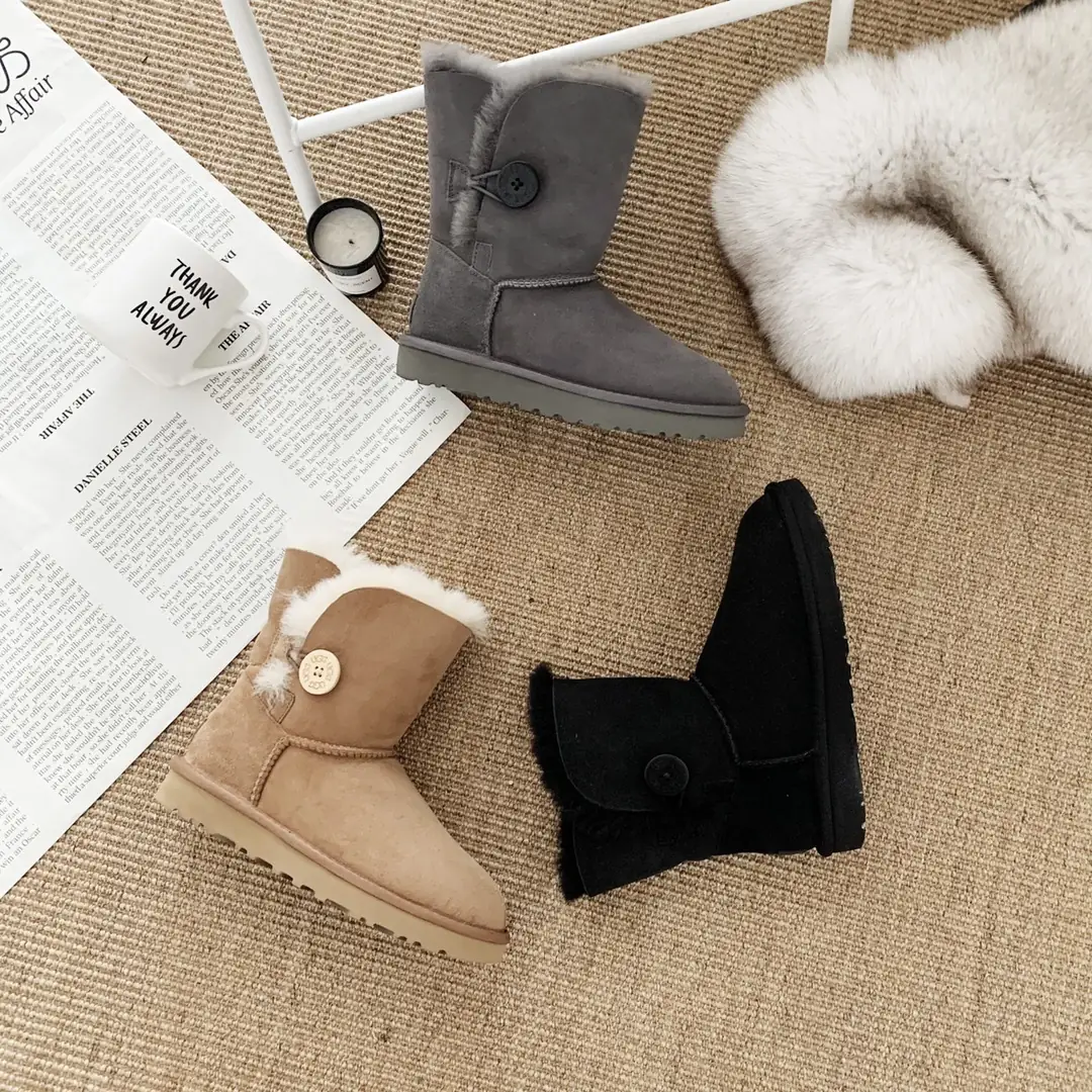 M1063 UGG  $51.83 gallery