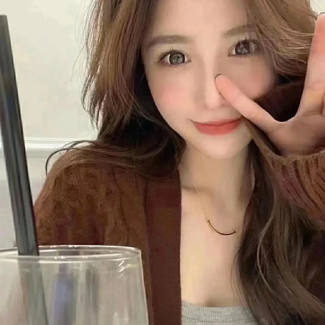 M108  26.01$ Tiffany gallery