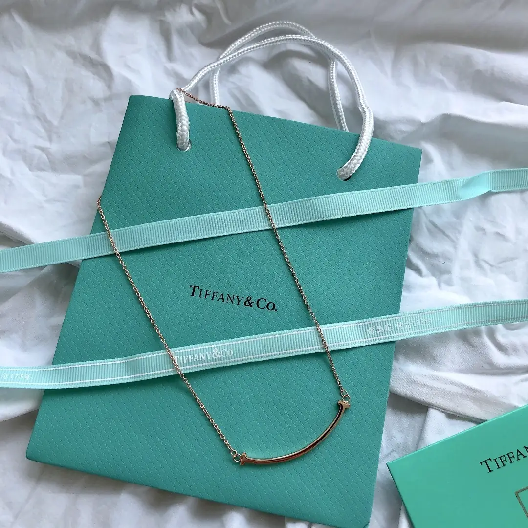 M108  26.01$ Tiffany gallery