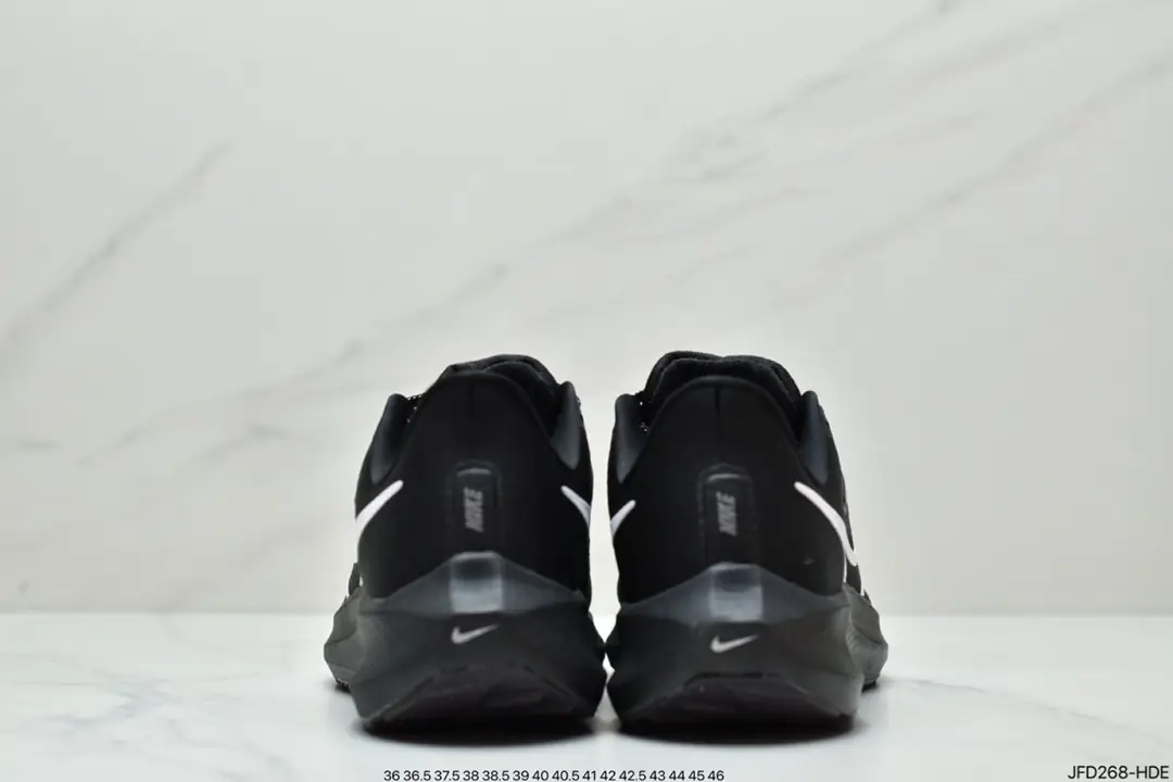 M1092   Nike Zoom   57.88 $ gallery