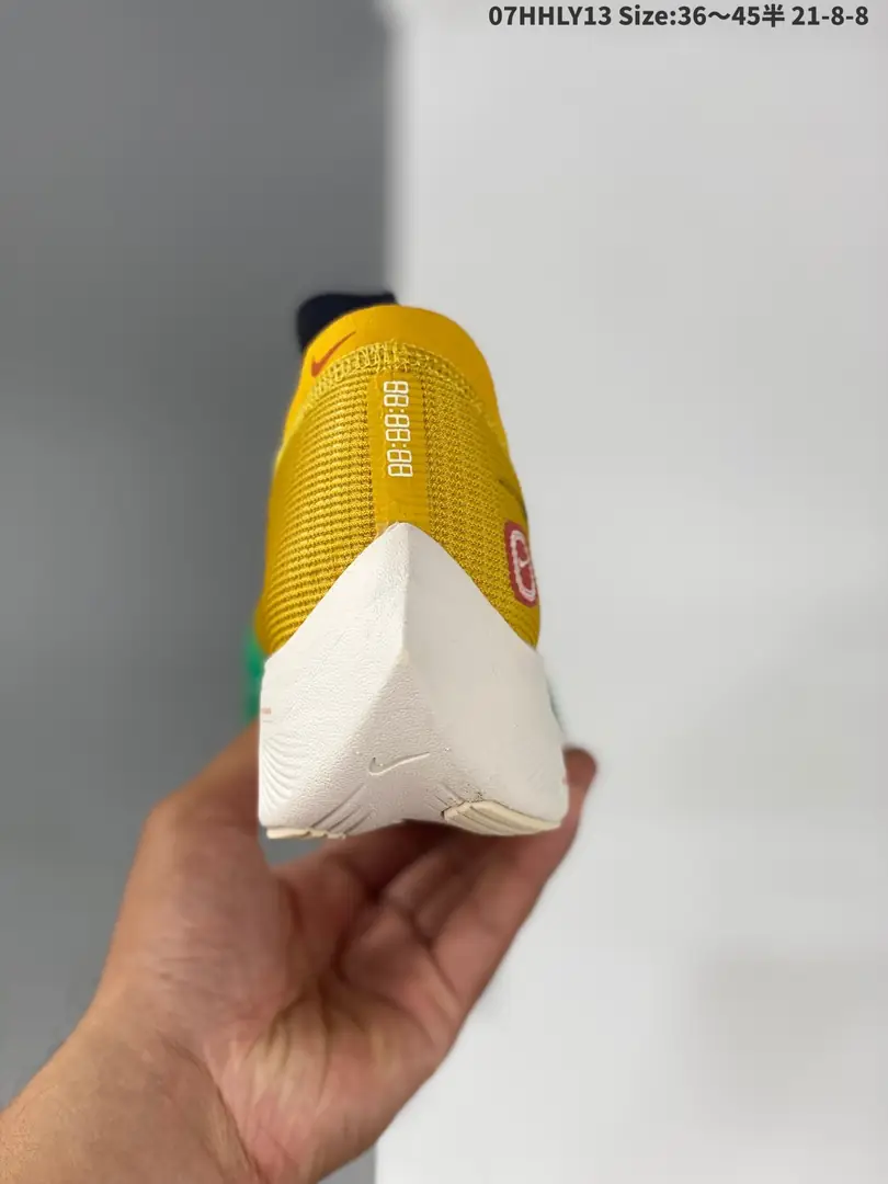 M1132  Nike Zoom   48.56$ gallery