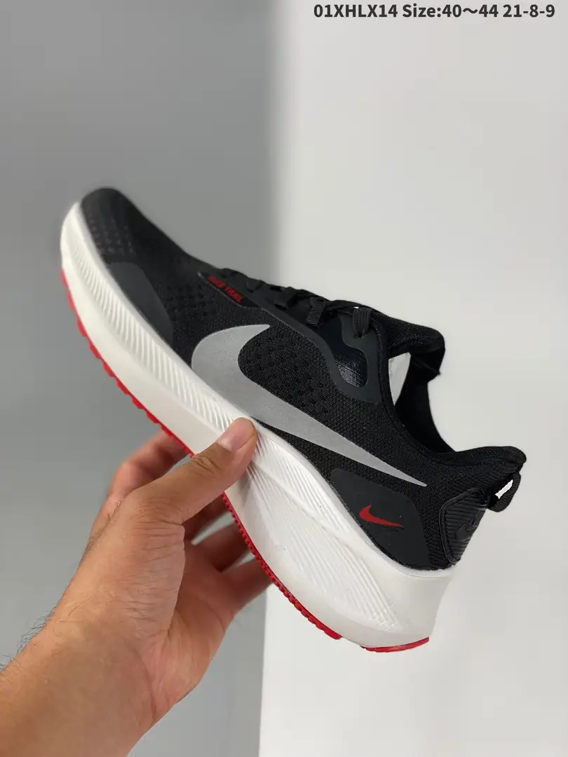 M1133  Nike Zoom   45.66$ gallery