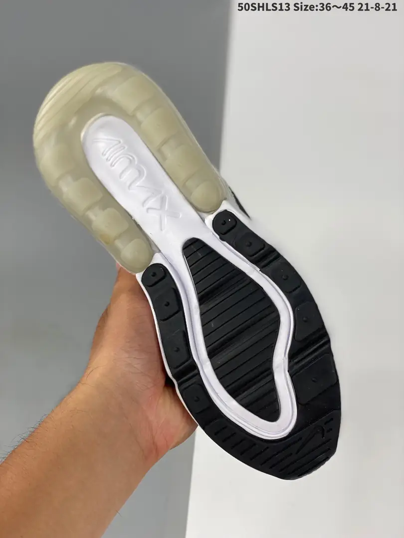 M1145 Nike Max 270   45.62$ gallery