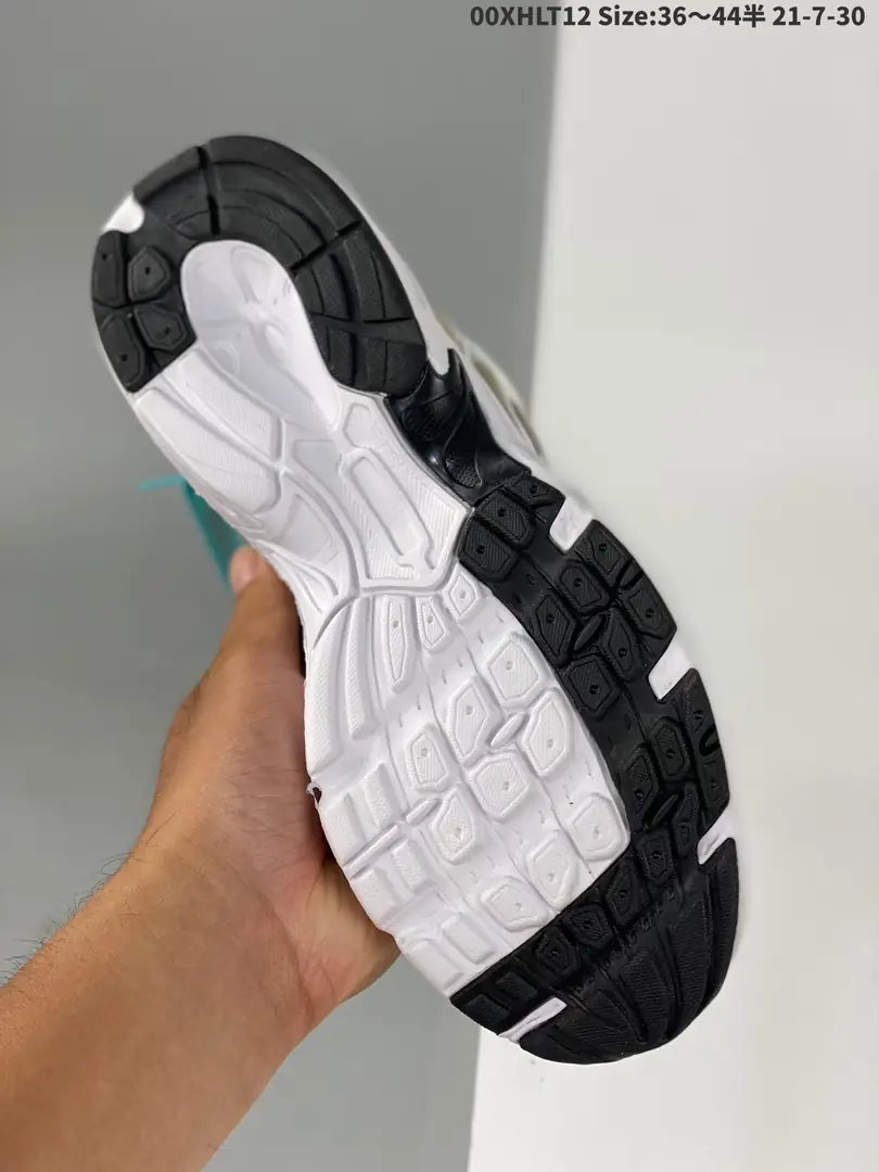 M1153   NewBalance    43.56$ gallery