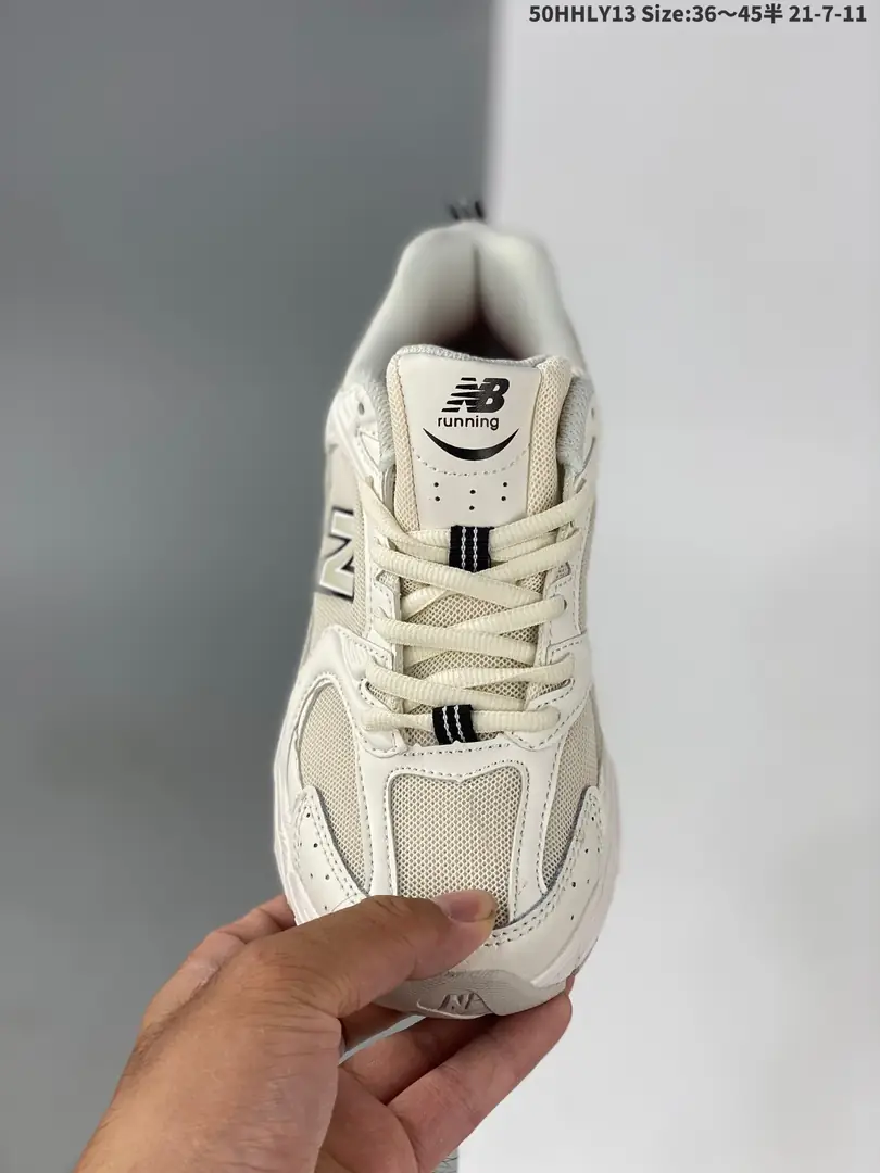 M1153   NewBalance    43.56$ gallery