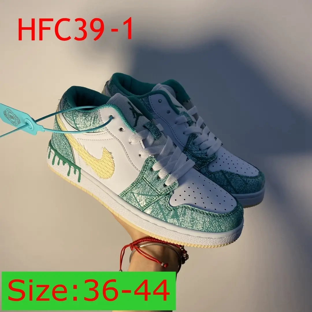 M1168   Nike Air Jordan 1  49.66$ gallery