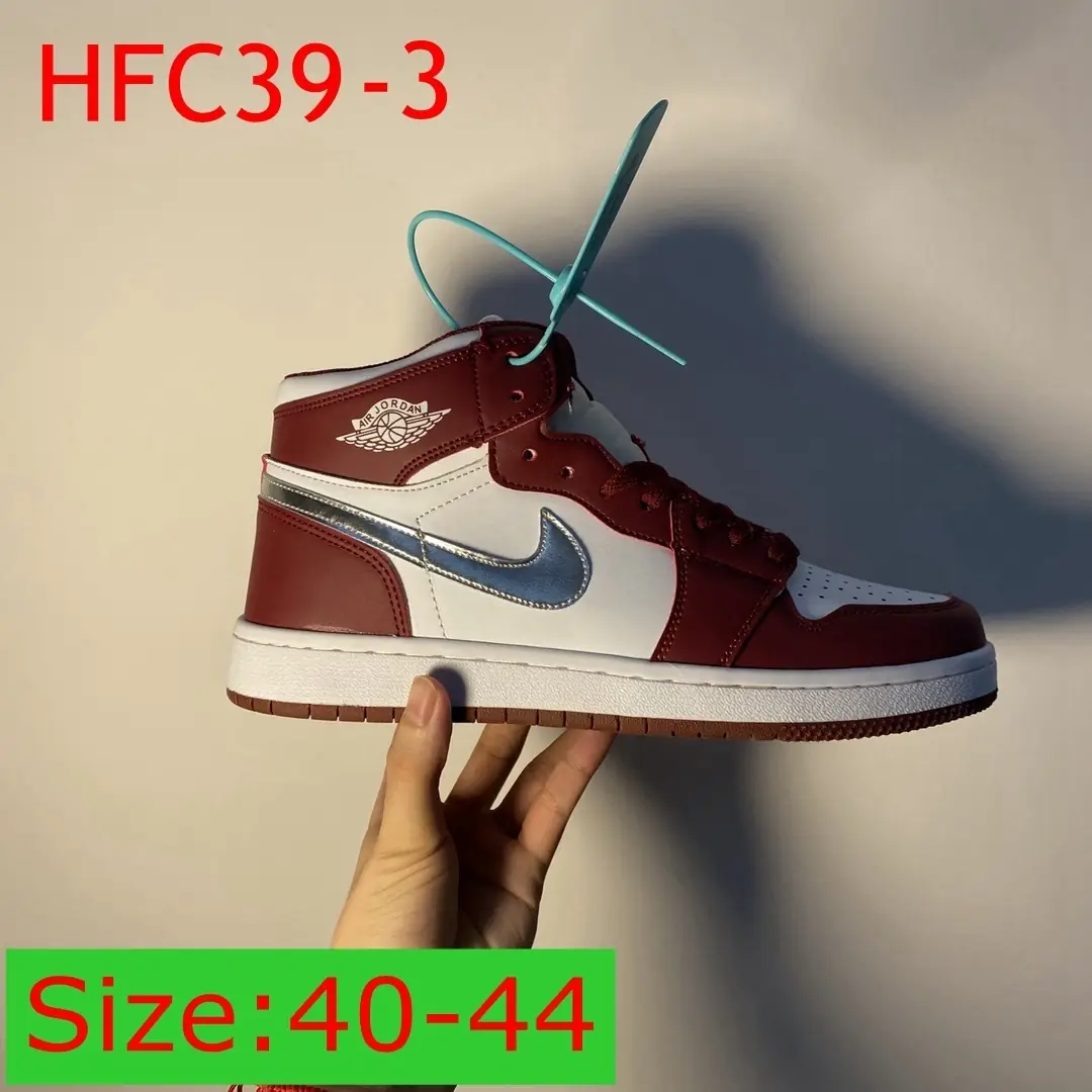 M1168   Nike Air Jordan 1  49.66$ gallery