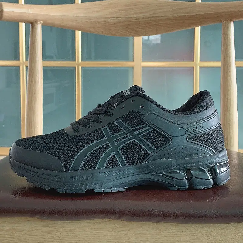 M1223  Asics   46.66$ gallery